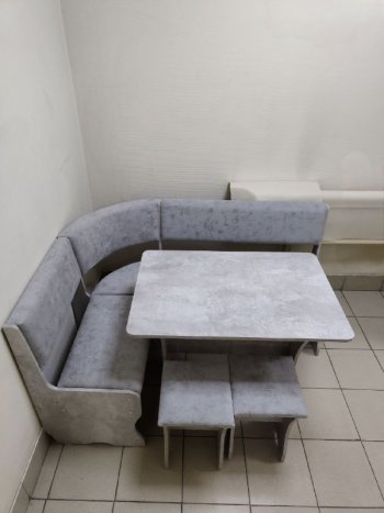 Кухонный уголок Миссия V велюр (цемент) в Чулым - mebel154.com