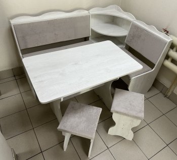 Кухонный уголок Миссия с полкой ткань в Чулым - mebel154.com